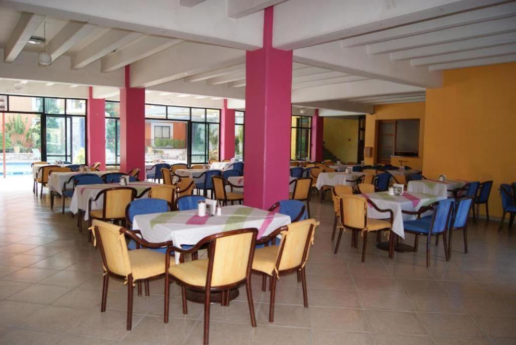 Hotel Oaxaca Dorado ภายนอก รูปภาพ