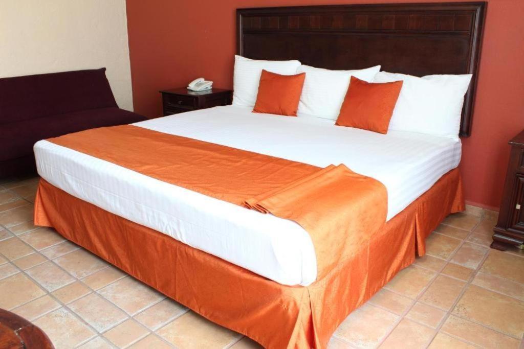 Hotel Oaxaca Dorado ภายนอก รูปภาพ